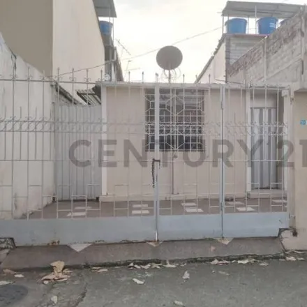 Rent this 2 bed house on unnamed road in 090605, Guayaquil