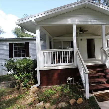 Buy this 3 bed house on 107 Ashley Street in Putnam County, FL 32640