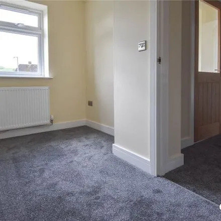 Rent this 3 bed duplex on Foxlydiate Crescent in Redditch, B97 6LD