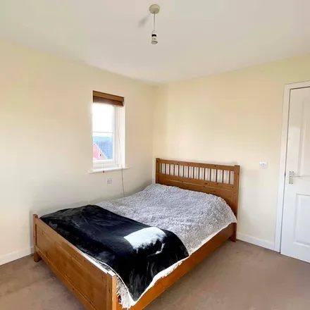 Image 2 - Middle Peak Way, Sheffield, S13 9DL, United Kingdom - Apartment for rent