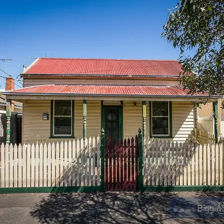 Rent this 3 bed apartment on 291 Dickens Street in Yarraville VIC 3013, Australia