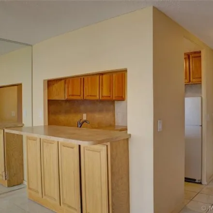 Image 3 - Liberty Tower, South Boulder Avenue, Tulsa, OK 74113, USA - Condo for sale