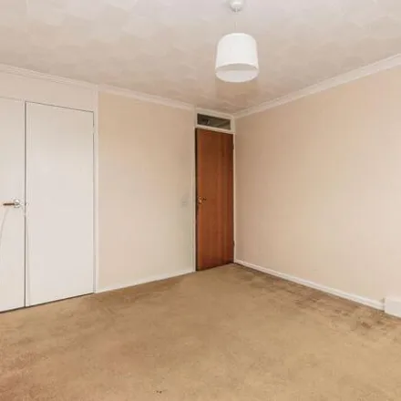 Image 3 - Chidham Close, Warblington, PO9 1DR, United Kingdom - Apartment for rent