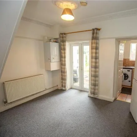 Image 4 - 11 Staple Hill Road, Bristol, BS16 5AA, United Kingdom - House for sale