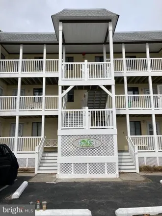 Buy this 2 bed condo on 522 McCabe Avenue in Ocean City, MD 21842