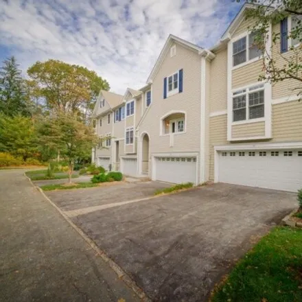 Image 2 - 1 Catamaran Court, Mount Arlington, Morris County, NJ 07856, USA - Townhouse for sale