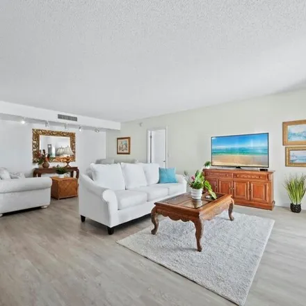 Image 7 - unnamed road, Longboat Key, Sarasota County, FL 34236, USA - Condo for sale