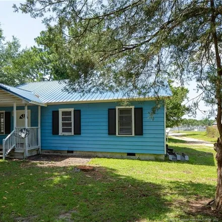 Buy this studio duplex on 709 Wilson Avenue in Spring Lake, NC 28390