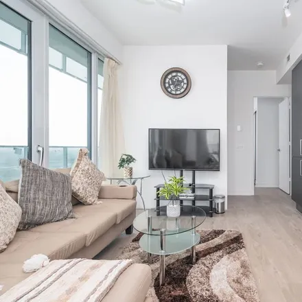 Rent this 2 bed apartment on Mississauga in ON L5B 0M3, Canada