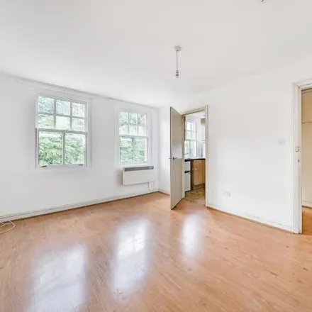 Rent this 1 bed apartment on 41 Rushey Green in London, SE6 4AR