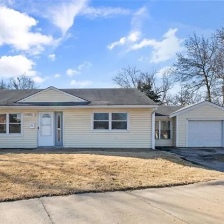 Buy this 3 bed house on 1040 North Lindbergh Boulevard in Florissant, MO 63031