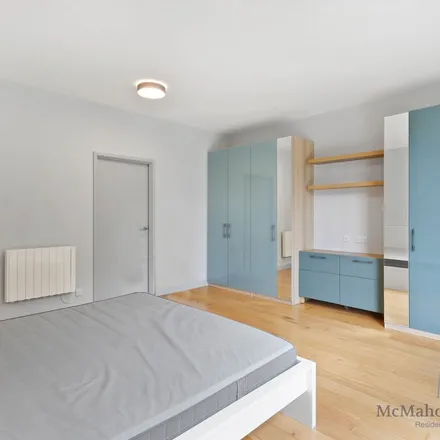 Rent this 1 bed apartment on Steedman Street in London, SE1 6SL