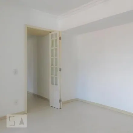 Buy this 2 bed apartment on Rua Nova Cidade in Vila Olímpia, São Paulo - SP