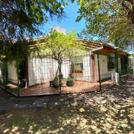 Buy this 3 bed house on Chanas 1397 in Partido de Morón, El Palomar