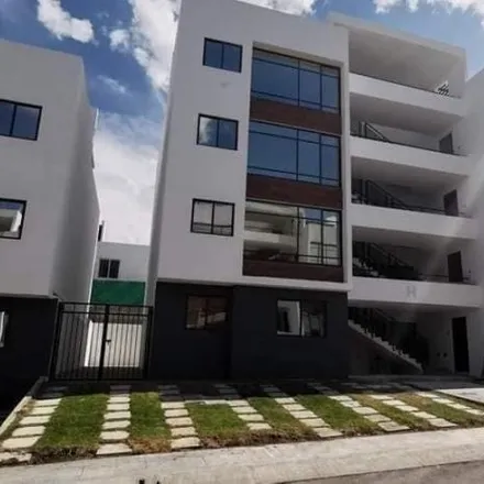 Buy this 2 bed apartment on Calle Manzano in Venceremos, 76086