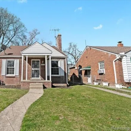 Buy this 3 bed house on 18689 Lindsay Avenue in Detroit, MI 48235