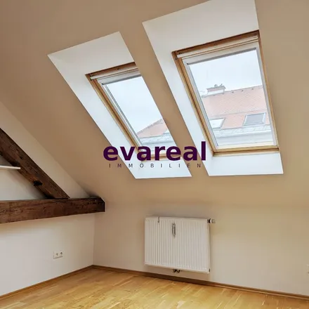 Rent this 3 bed apartment on Conrad-von-Hötzendorf-Straße in 8010 Graz, Austria