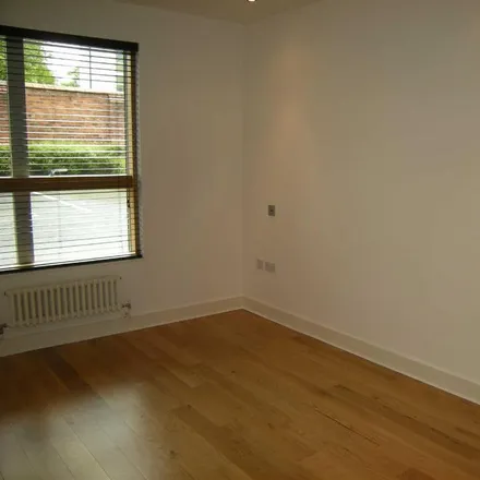 Image 7 - Bank Place Apartments, Green Lane, Wilmslow, SK9 1AN, United Kingdom - Apartment for rent