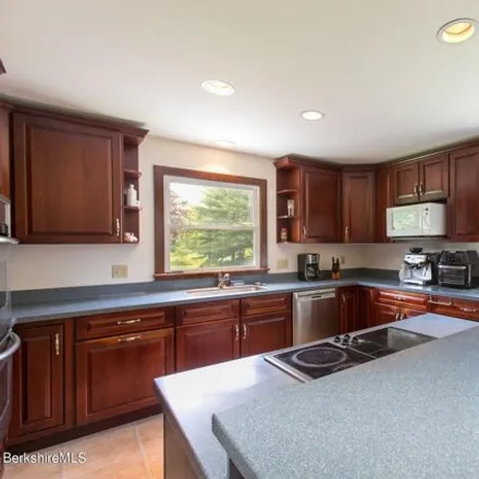 Image 9 - 306 Division St, Great Barrington, Massachusetts, 01230 - House for sale