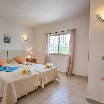 Rent this 5 bed house on 8200-224 Distrito de Évora