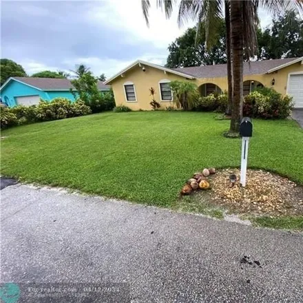 Rent this 5 bed house on 5468 Lakeshore Drive in Mangonia Park, Palm Beach County