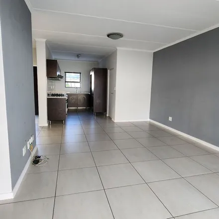 Image 9 - Amsterdam Road, Johannesburg Ward 32, Johannesburg, 2001, South Africa - Apartment for rent