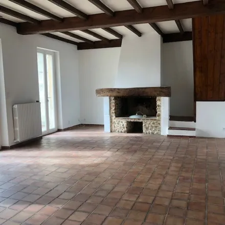 Rent this 4 bed apartment on 985 Rue Pierre Larousse in 26700 Pierrelatte, France