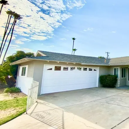 Buy this 3 bed house on 3517 Century Drive in Bakersfield, CA 93306