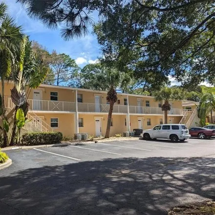 Buy this 1 bed condo on 906 La Costa Cir Unit 5 in Sarasota, Florida