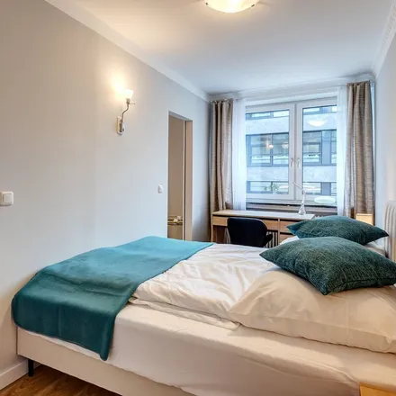 Rent this 15 bed apartment on Schillerstraße 25 in 80336 Munich, Germany