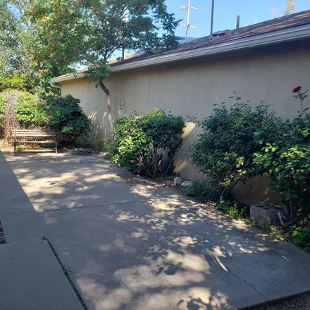 Image 3 - 401 Rock Creek Park Avenue Northeast, Albuquerque, NM 87123, USA - House for sale