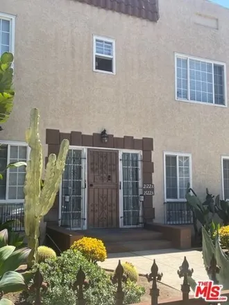 Image 3 - 2180 6th Avenue, Los Angeles, CA 90018, USA - House for sale