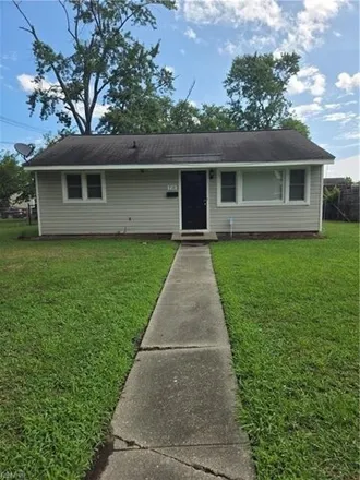 Buy this 3 bed house on 710 Redford Rd in Hampton, Virginia