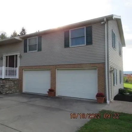 Buy this 3 bed house on 110 Hillcrest Drive in North Towanda, Bradford County