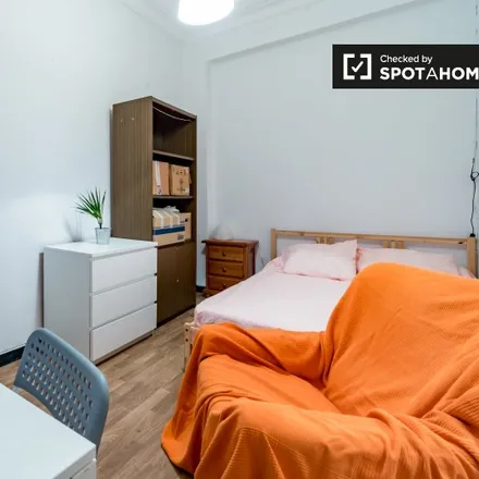 Rent this 6 bed room on Gran Via de Ferran el Catòlic in 79, 46008 Valencia