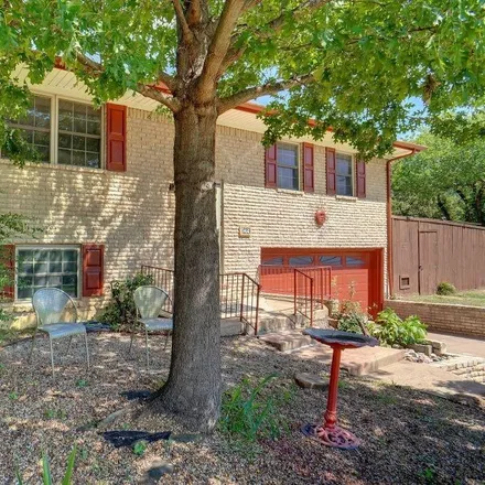 Buy this 3 bed house on 129 Senter Valley Road in Irving, TX 75060