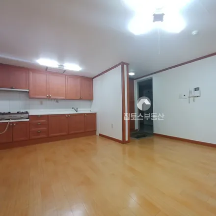 Image 4 - 서울특별시 서초구 반포동 718-1 - Apartment for rent