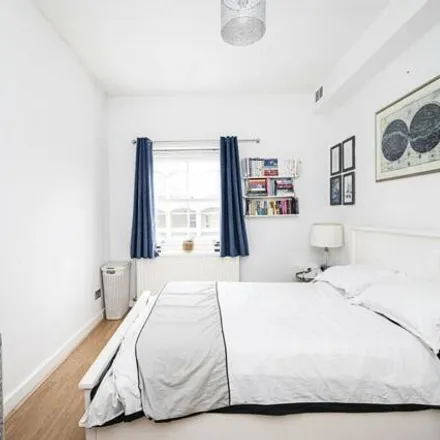 Image 5 - 222 Gray's Inn Road, London, WC1X 8TQ, United Kingdom - Apartment for sale