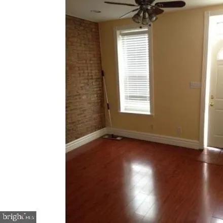 Image 2 - 1601 Race Street, Baltimore, MD 21230, USA - House for rent