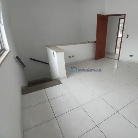 Rent this 2 bed house on Rua Vergueiro 3551 in Jardim Vila Mariana, São Paulo - SP