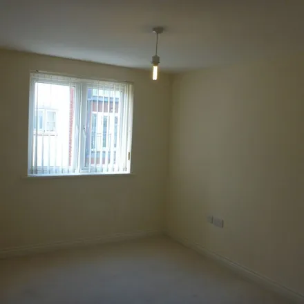 Image 6 - 1-51 Augusta House, New North Road, Exeter, EX4 4HL, United Kingdom - Apartment for rent