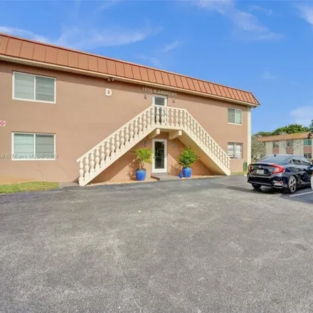 Buy this 1 bed condo on 41 Northeast 19th Court in Wilton Manors, FL 33305