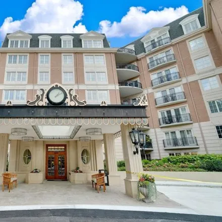 Buy this 2 bed condo on 140 Presidential Boulevard in Sutton Terrace, Lower Merion Township