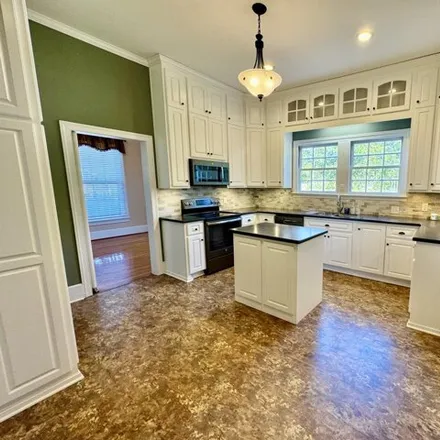 Image 7 - 129 Quaker Street, St. George, SC 29477, USA - House for sale