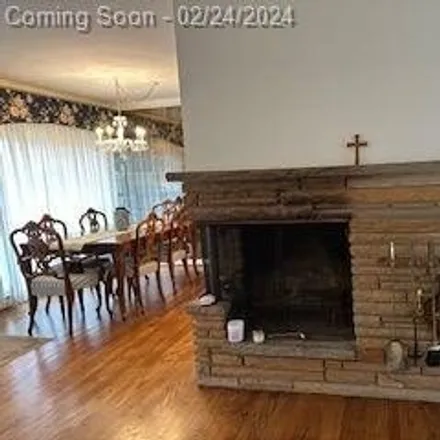 Image 8 - 25464 Kennedy Street, Dearborn Heights, MI 48127, USA - House for sale
