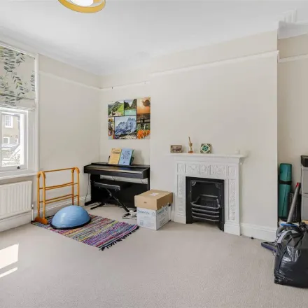 Image 5 - Dryburgh Mansions, Erpingham Road, London, SW15 1BH, United Kingdom - Apartment for rent