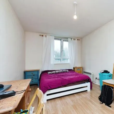 Image 2 - Beauclere House, 49A Cavendish Road, London, SM2 5EX, United Kingdom - Apartment for sale