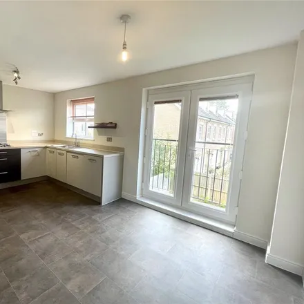 Image 9 - St Andrews Walk, North Yorkshire, LS24 9FA, United Kingdom - Townhouse for rent