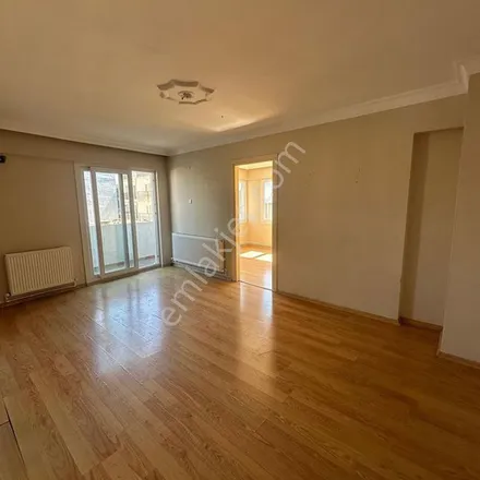 Rent this 3 bed apartment on Gökdere Caddesi 96 in 35160 Karabağlar, Turkey