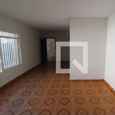 Rent this 4 bed house on Rua Manoel Muniz dos Anjos 19 in Vila Rosa, São Paulo - SP